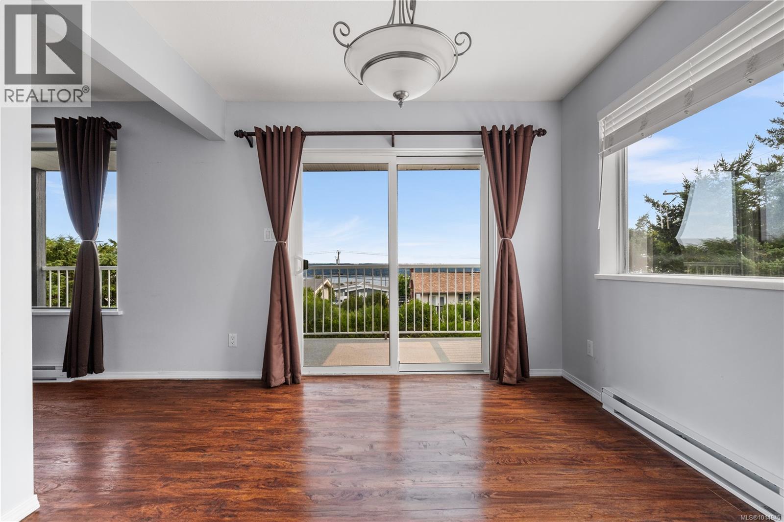 4 695 Upland Dr, Campbell River