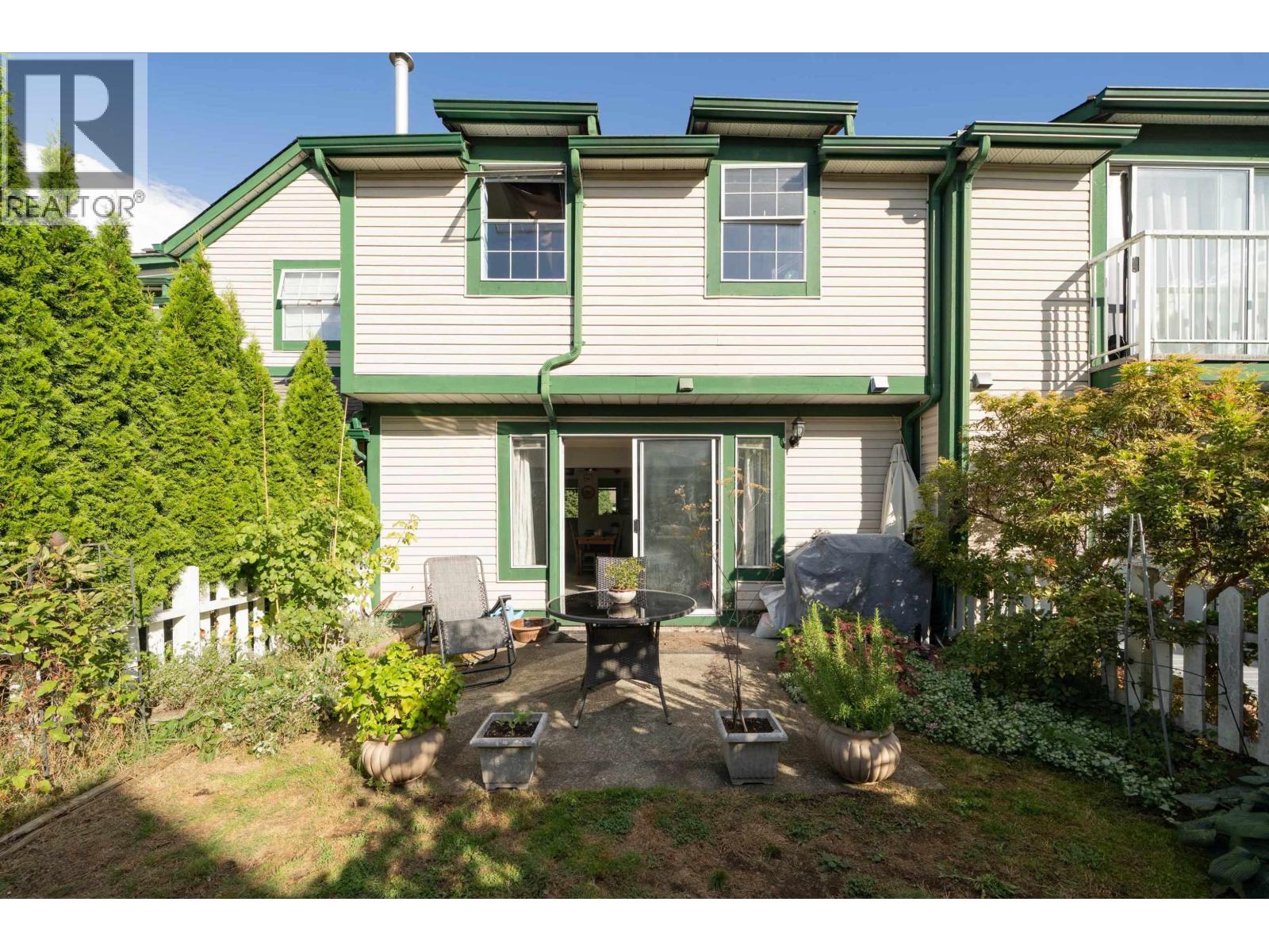 205 20675 118 AVENUE, Maple Ridge