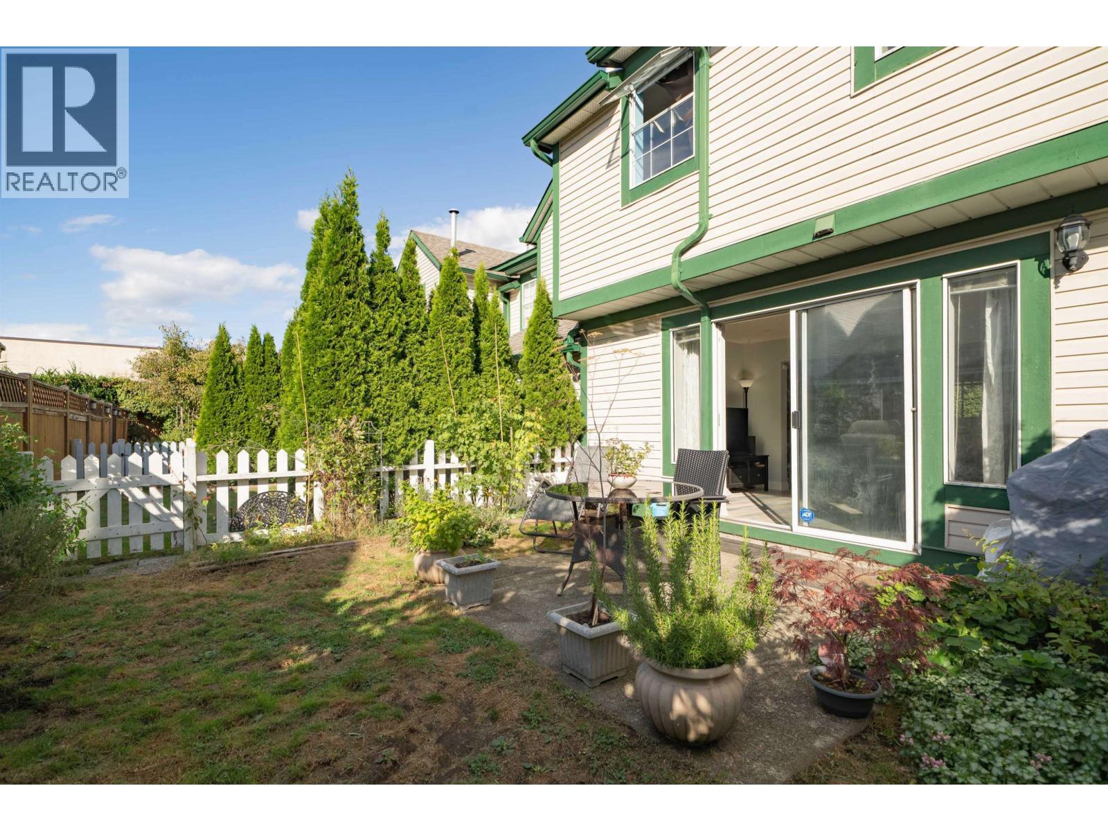 205 20675 118 AVENUE, Maple Ridge