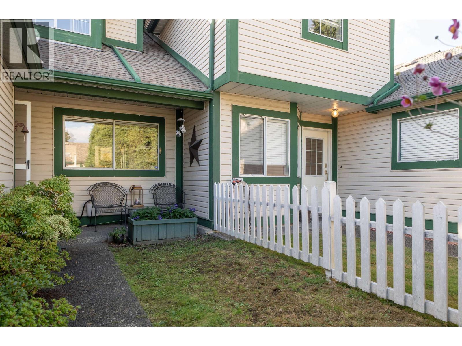 205 20675 118 AVENUE, Maple Ridge