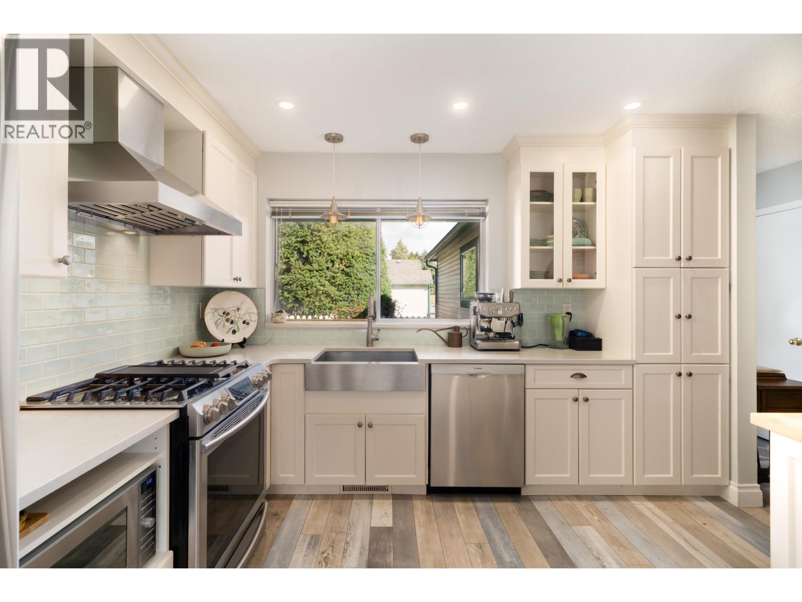 205 20675 118 AVENUE, Maple Ridge