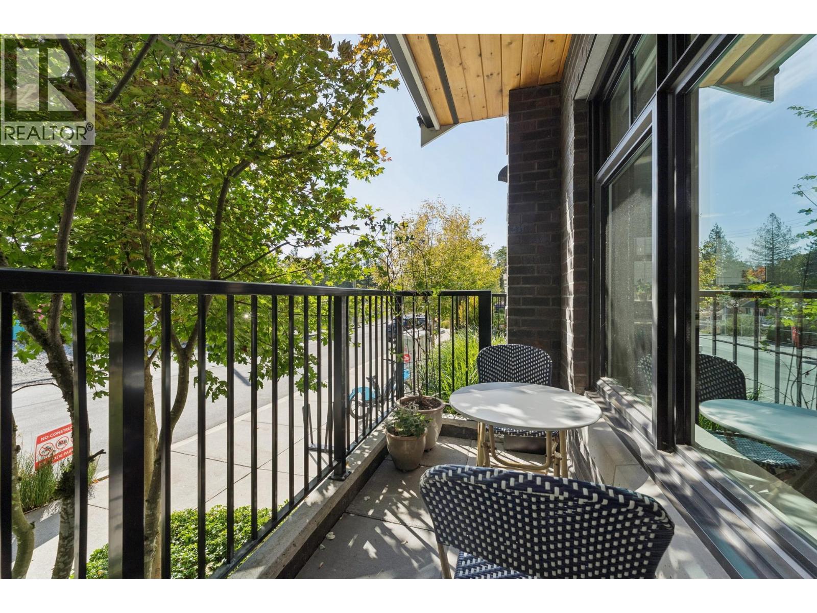 19 1960 GLENAIRE DRIVE, North Vancouver