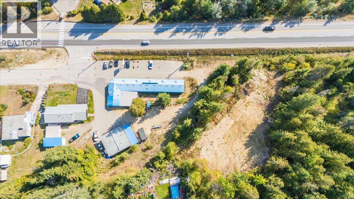 2100 Crestview Crescent, Castlegar