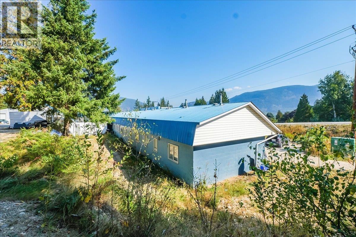 2100 Crestview Crescent - 67