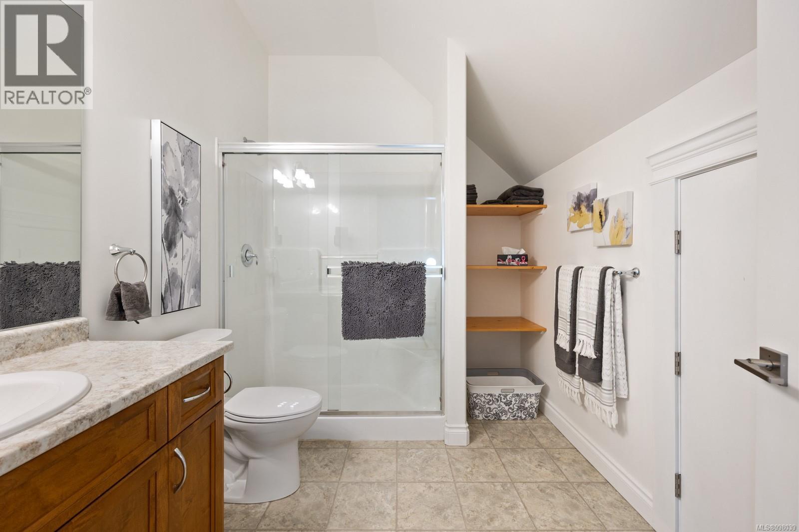 1940 19th Ave, Campbell River