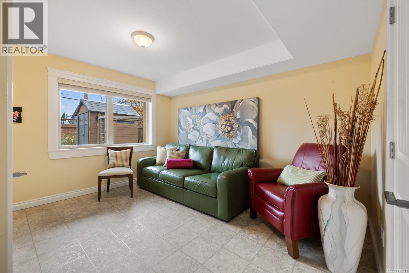 1940 19th Ave, Campbell River