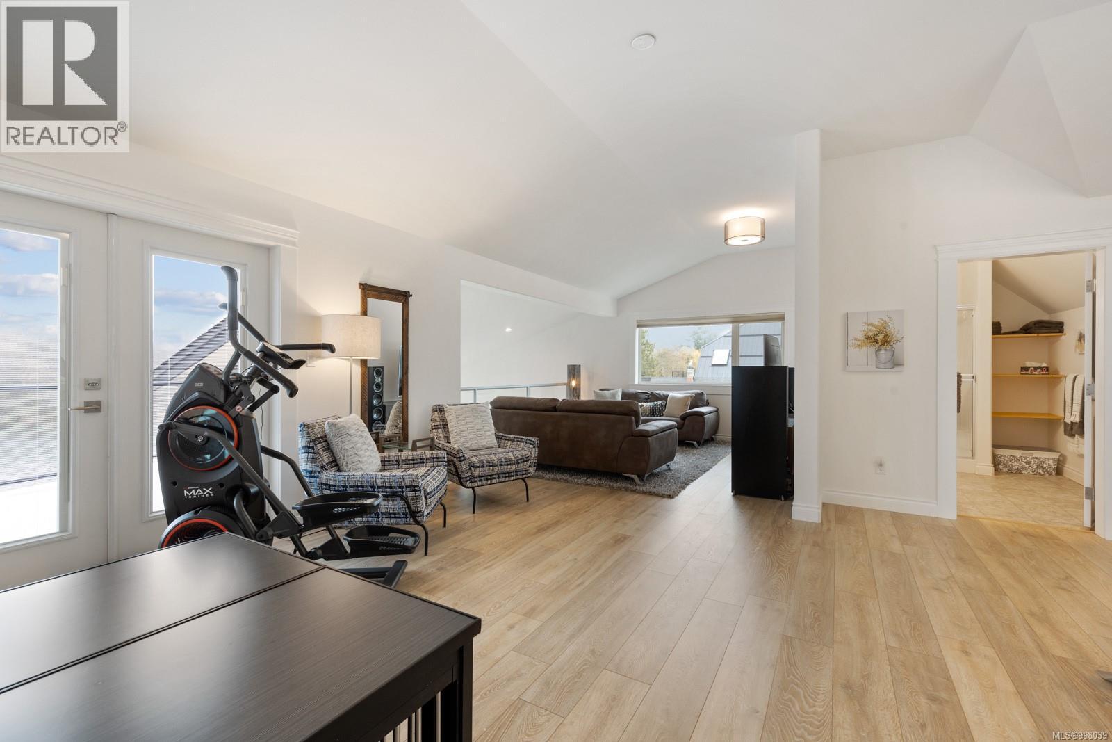 1940 19th Ave, Campbell River