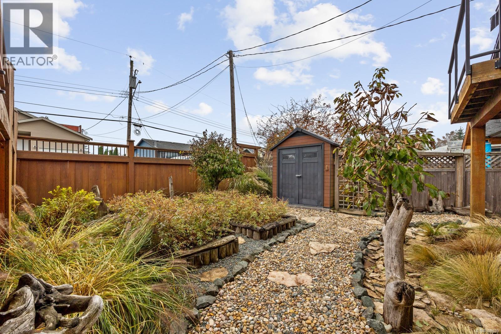 1940 19th Ave, Campbell River