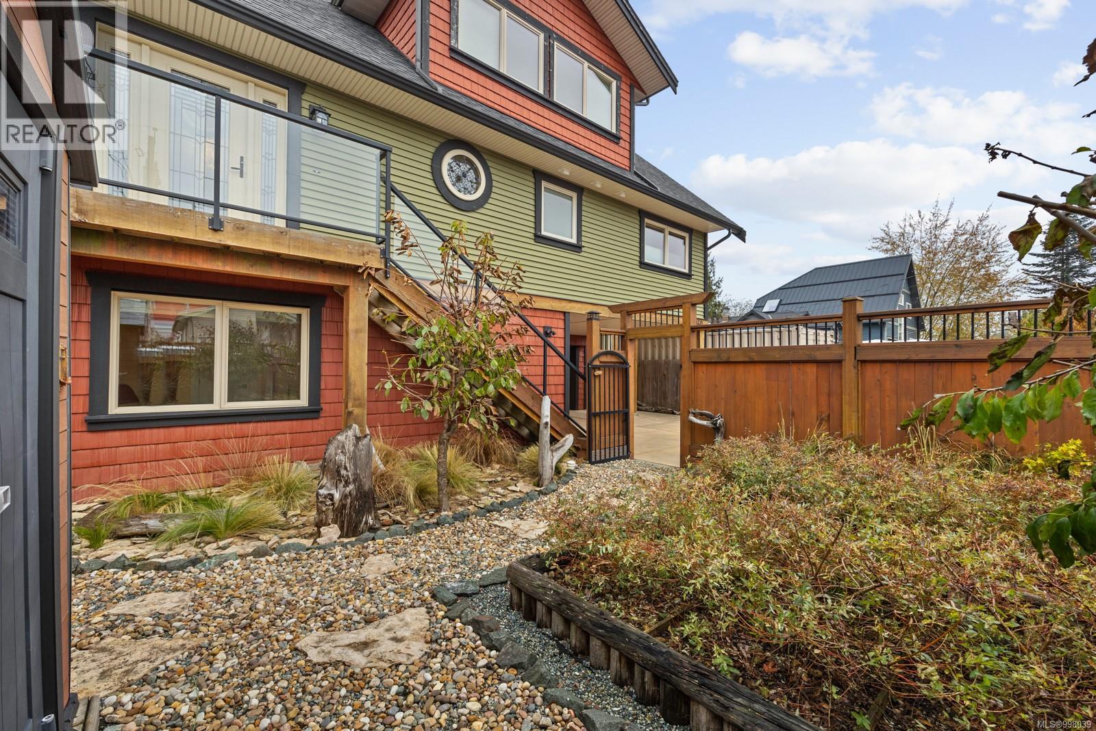 1940 19th Ave, Campbell River