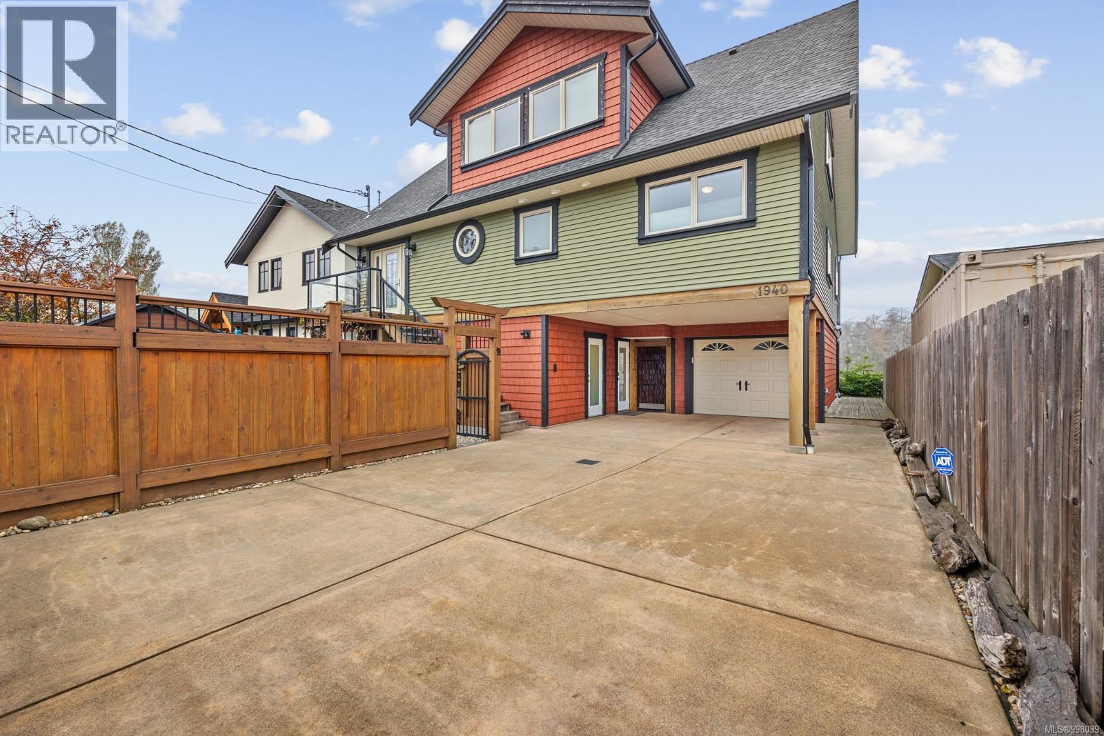 1940 19th Ave, Campbell River