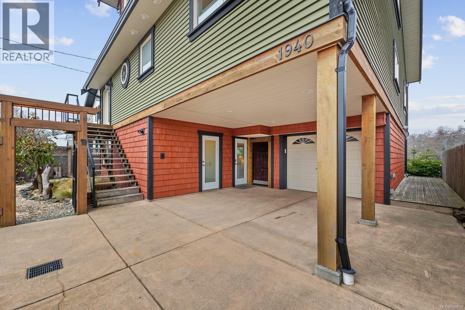 1940 19th Ave, Campbell River