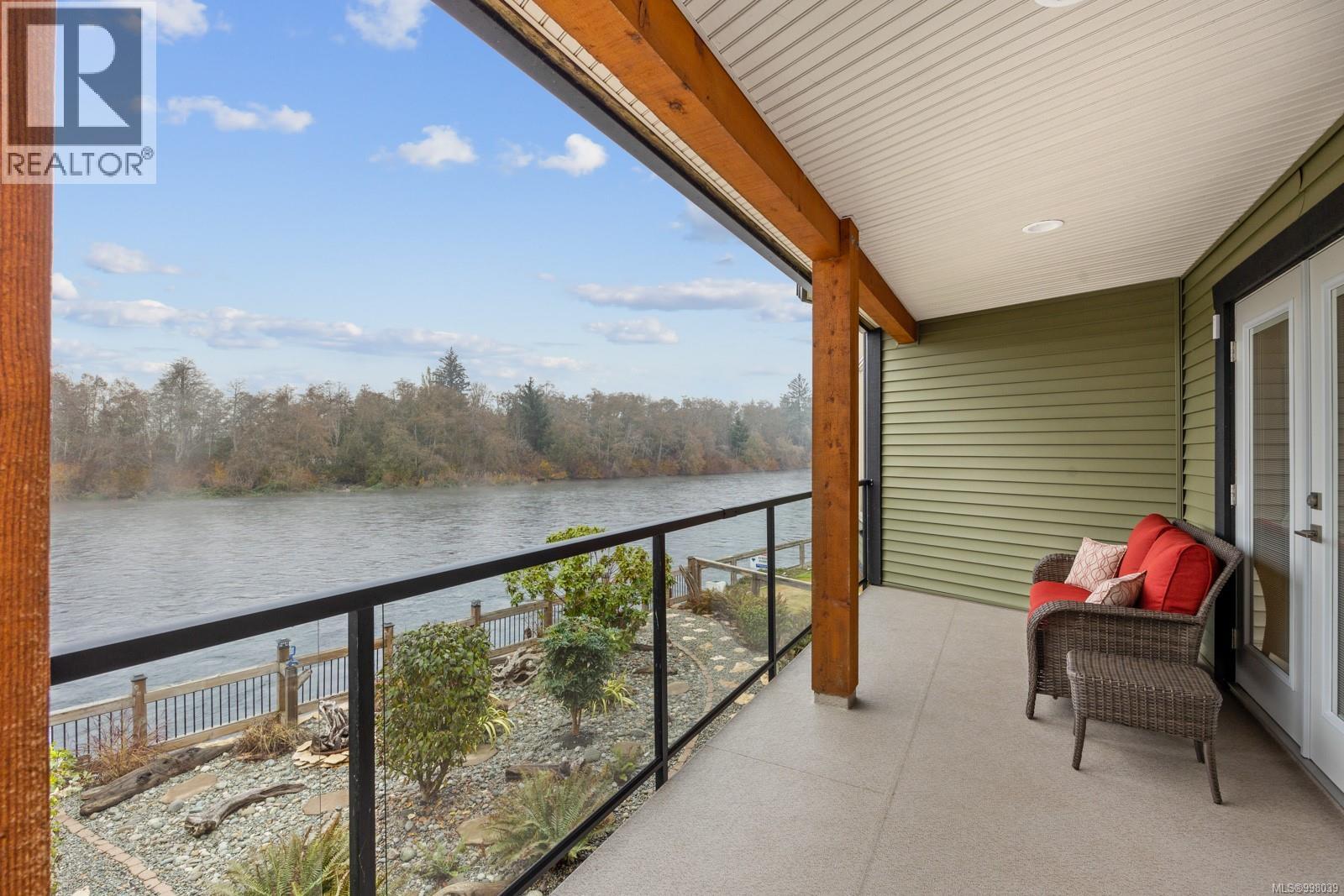 1940 19th Ave, Campbell River