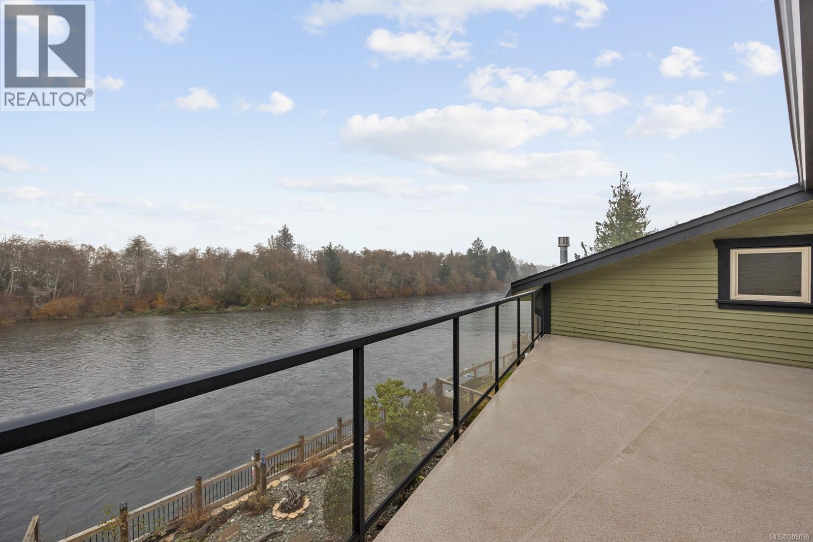 1940 19th Ave, Campbell River