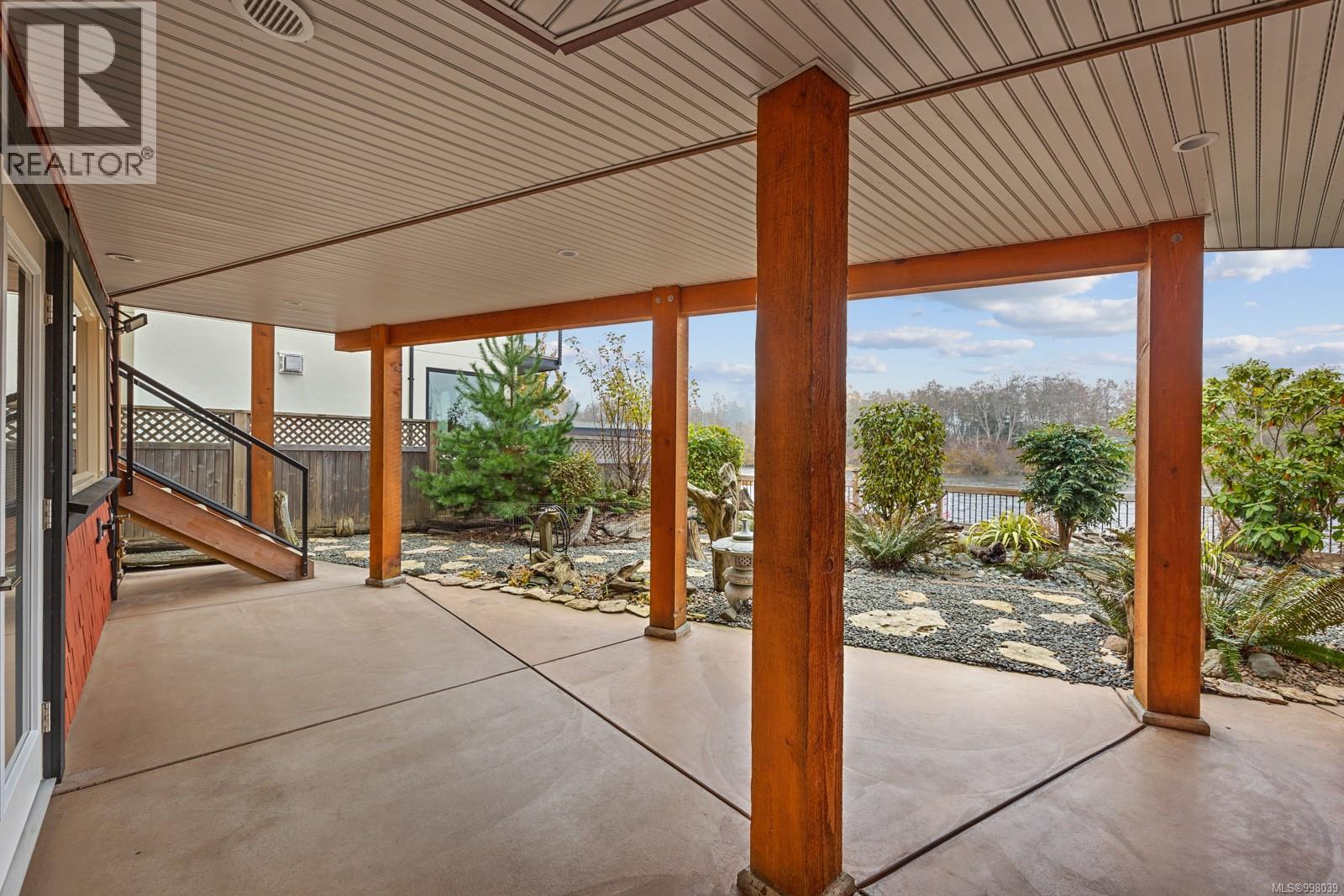 1940 19th Ave, Campbell River
