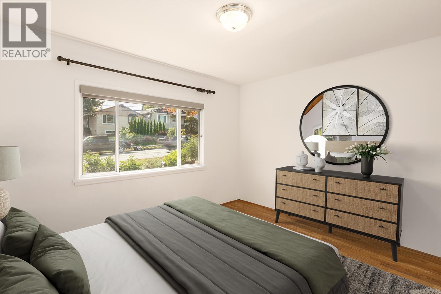 113 EIGHTH AVENUE, New Westminster