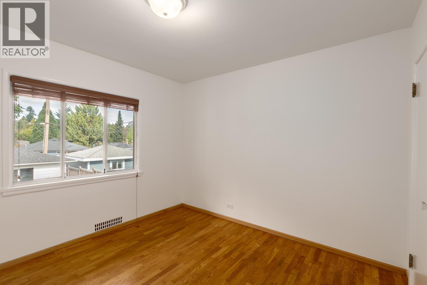 113 EIGHTH AVENUE, New Westminster