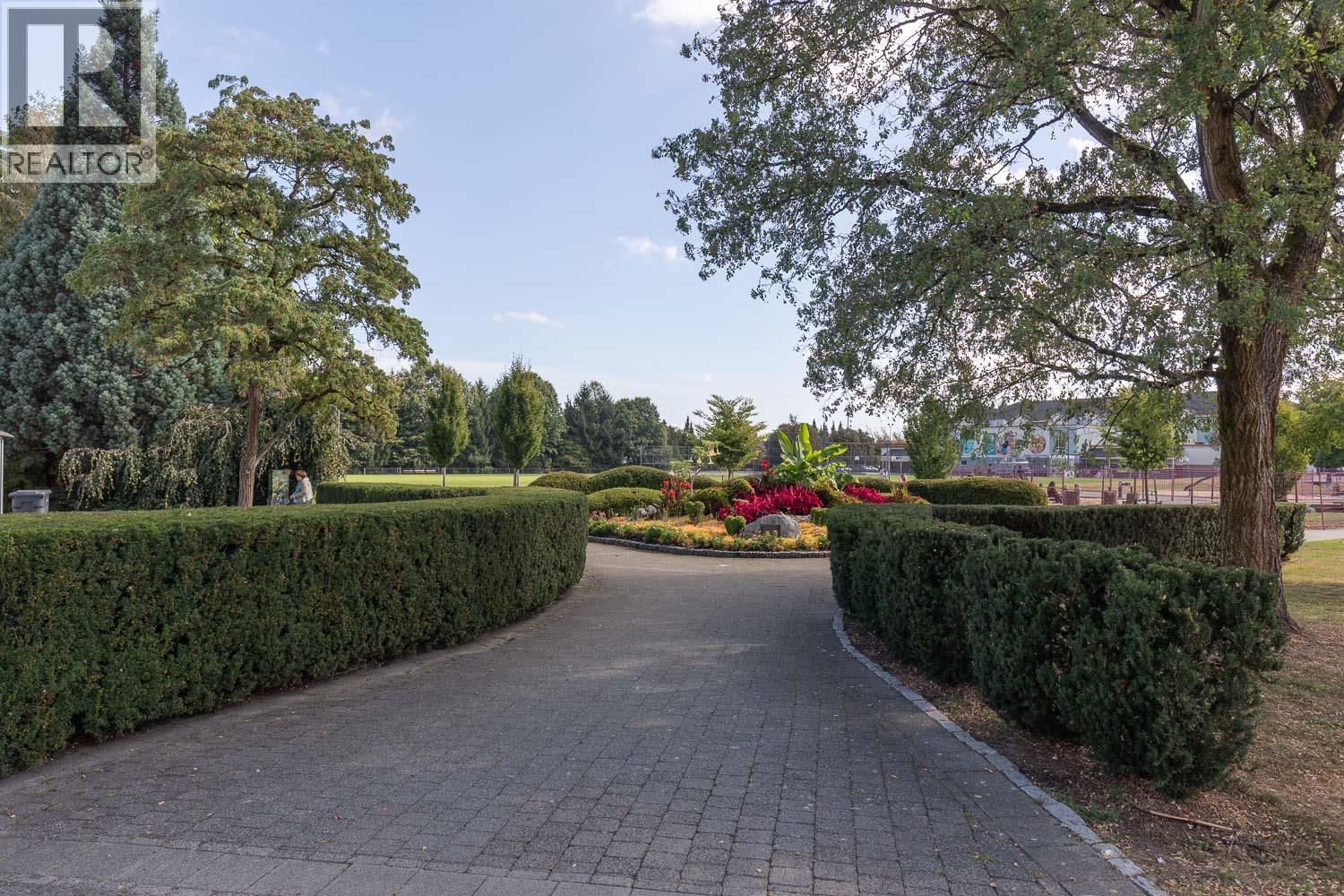 113 EIGHTH AVENUE, New Westminster