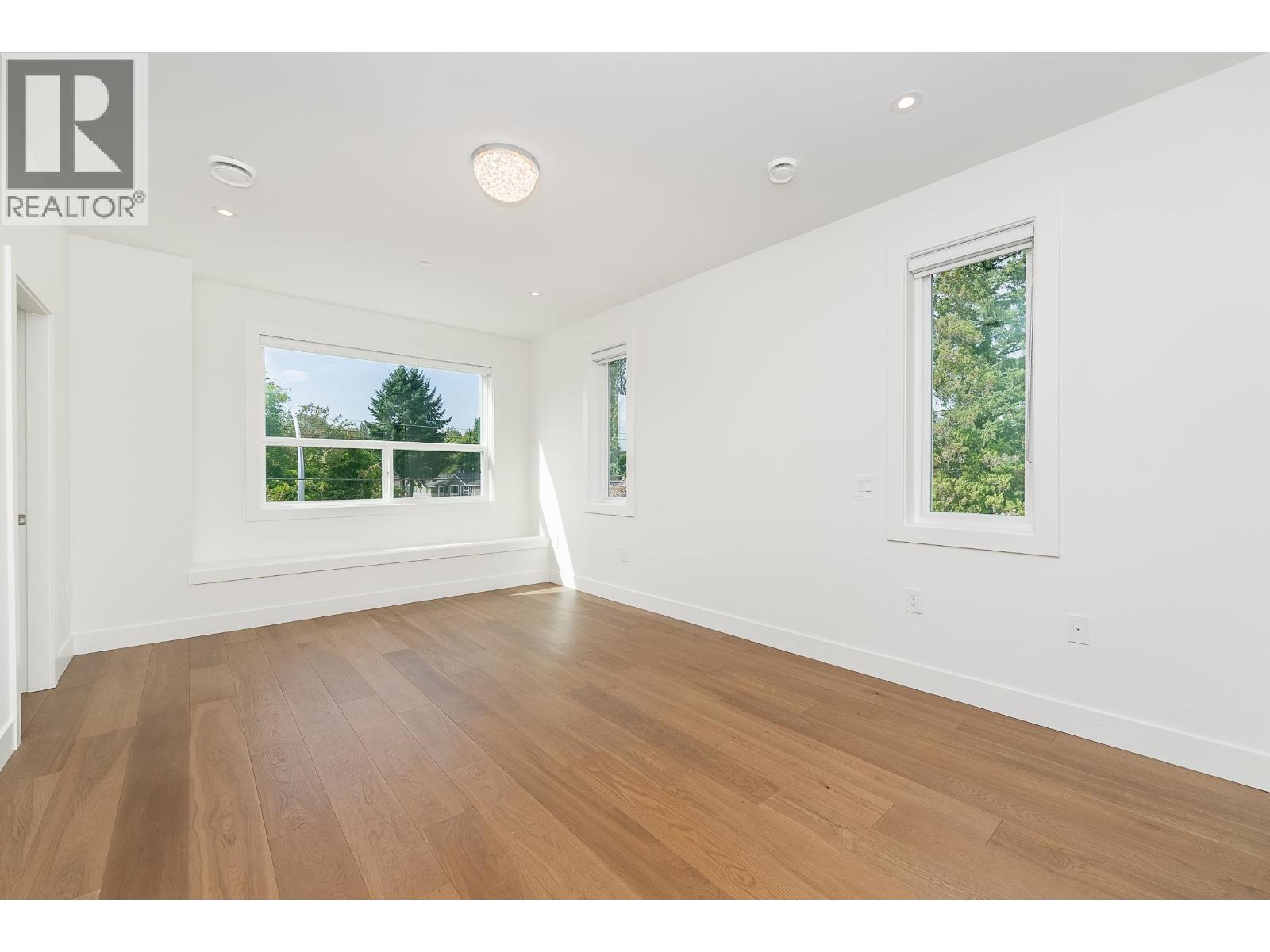 3380 EDINBURGH STREET, Port Coquitlam