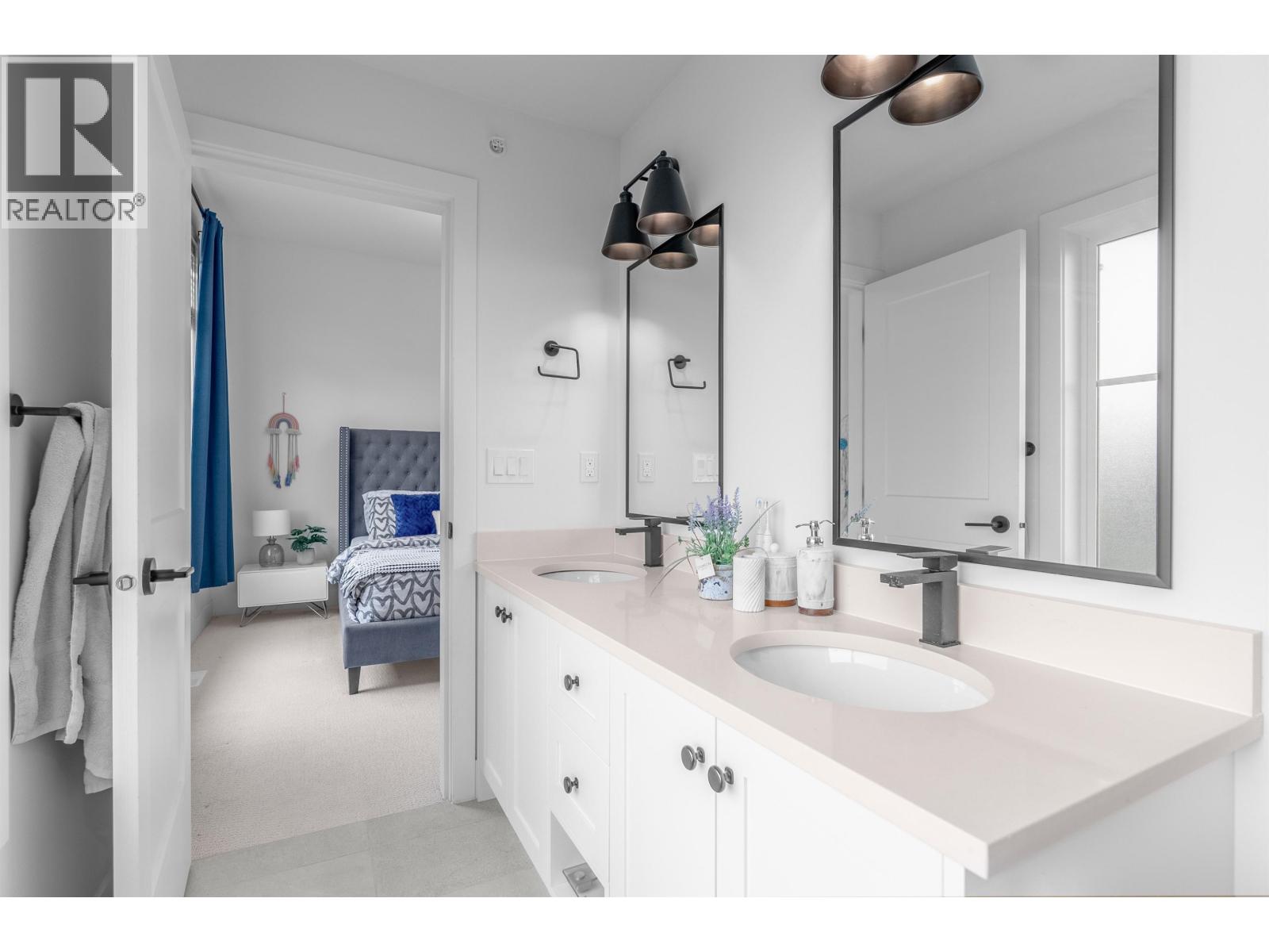 21 23183 136 AVENUE, Maple Ridge