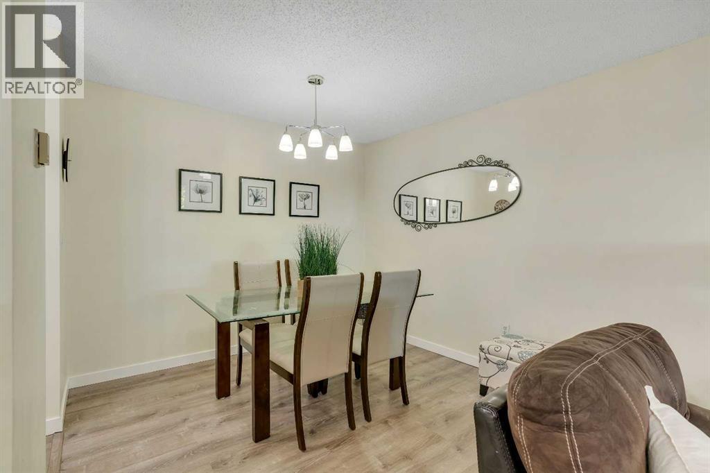 Single Family House for Sale in   Dover Point SE Dover Calgary 