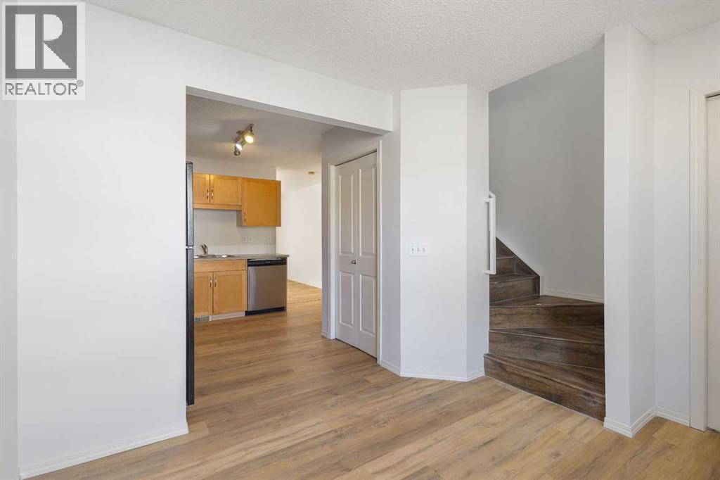 Single Family House for Sale in  Saddlebrook Point NE Saddle Ridge Calgary 