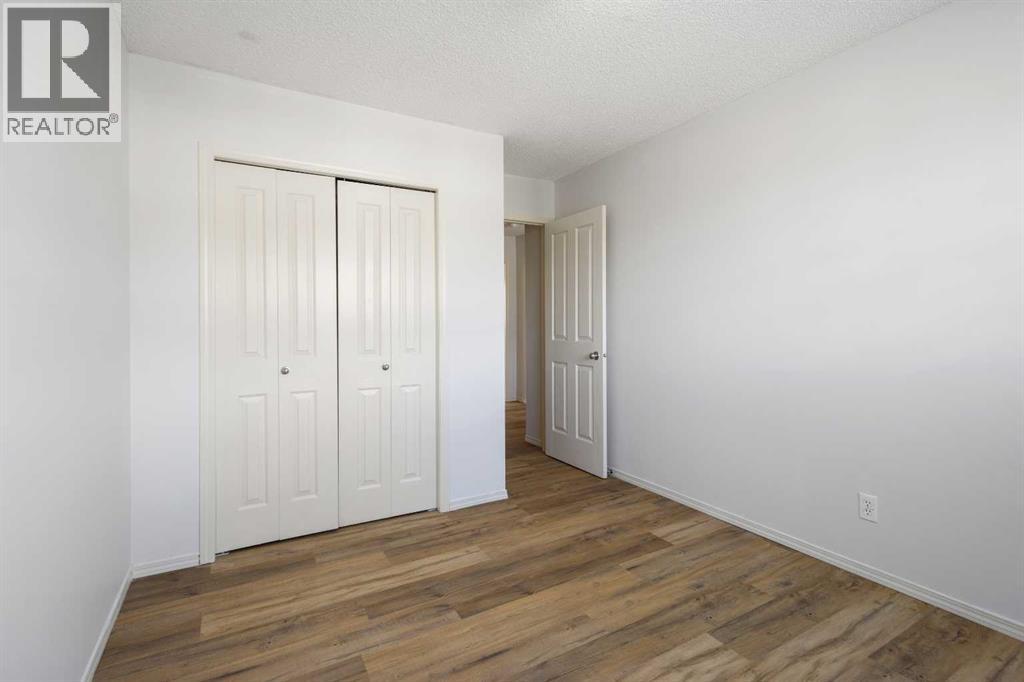 Single Family House for Sale in  Saddlebrook Point NE Saddle Ridge Calgary 