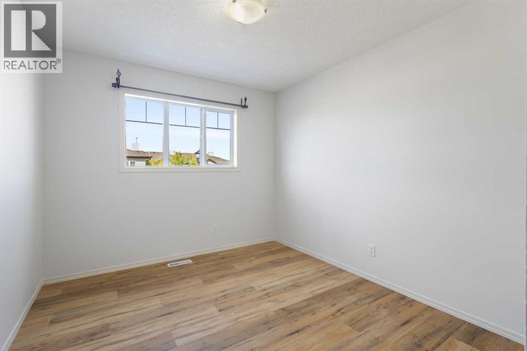 Single Family House for Sale in  Saddlebrook Point NE Saddle Ridge Calgary 