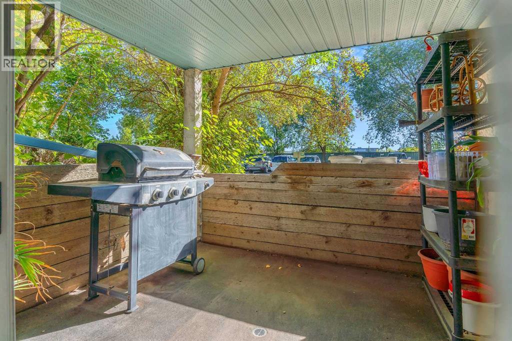 Single Family House for Sale in   Dover Point SE Dover Calgary 