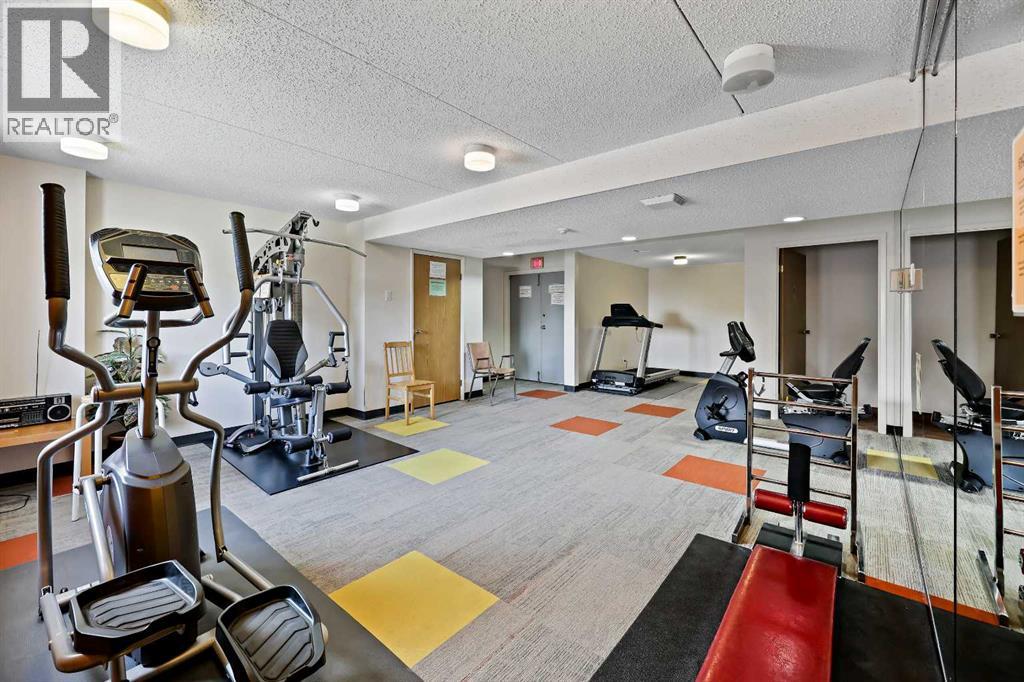 Single Family House for Sale in   Dalton Drive NW Dalhousie Calgary 
