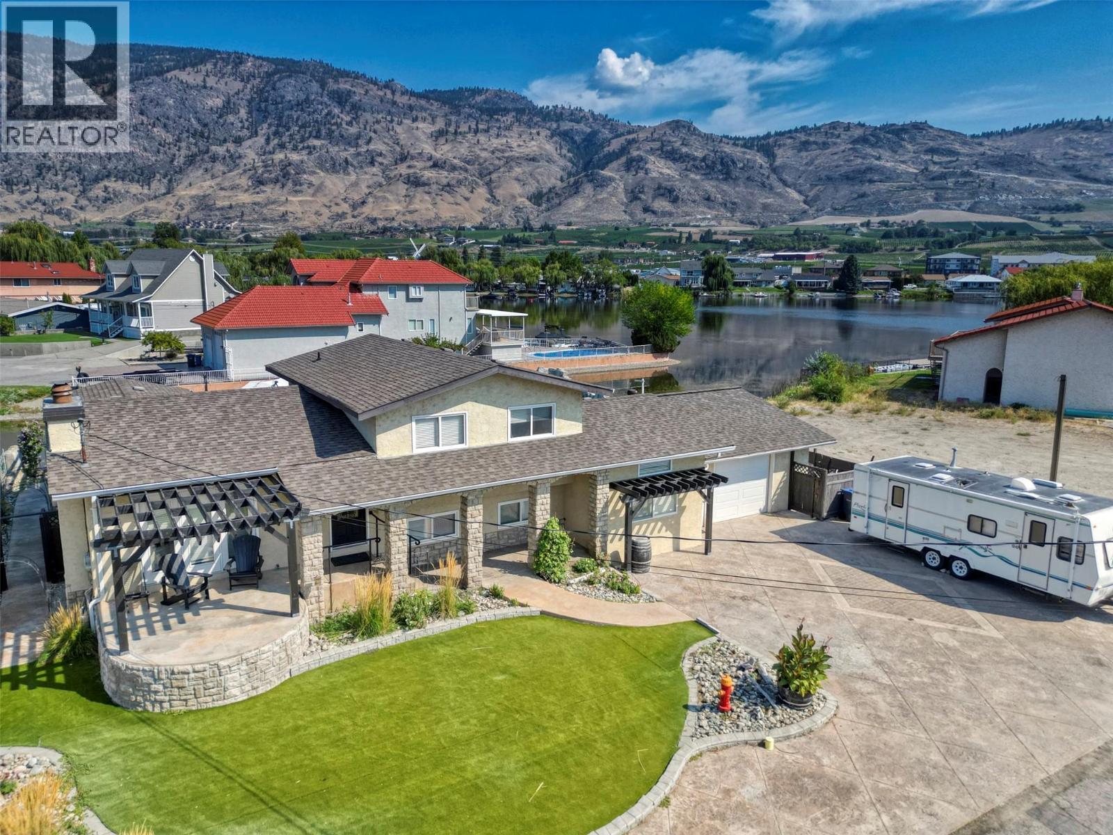 52 HARBOUR KEY Drive, Osoyoos