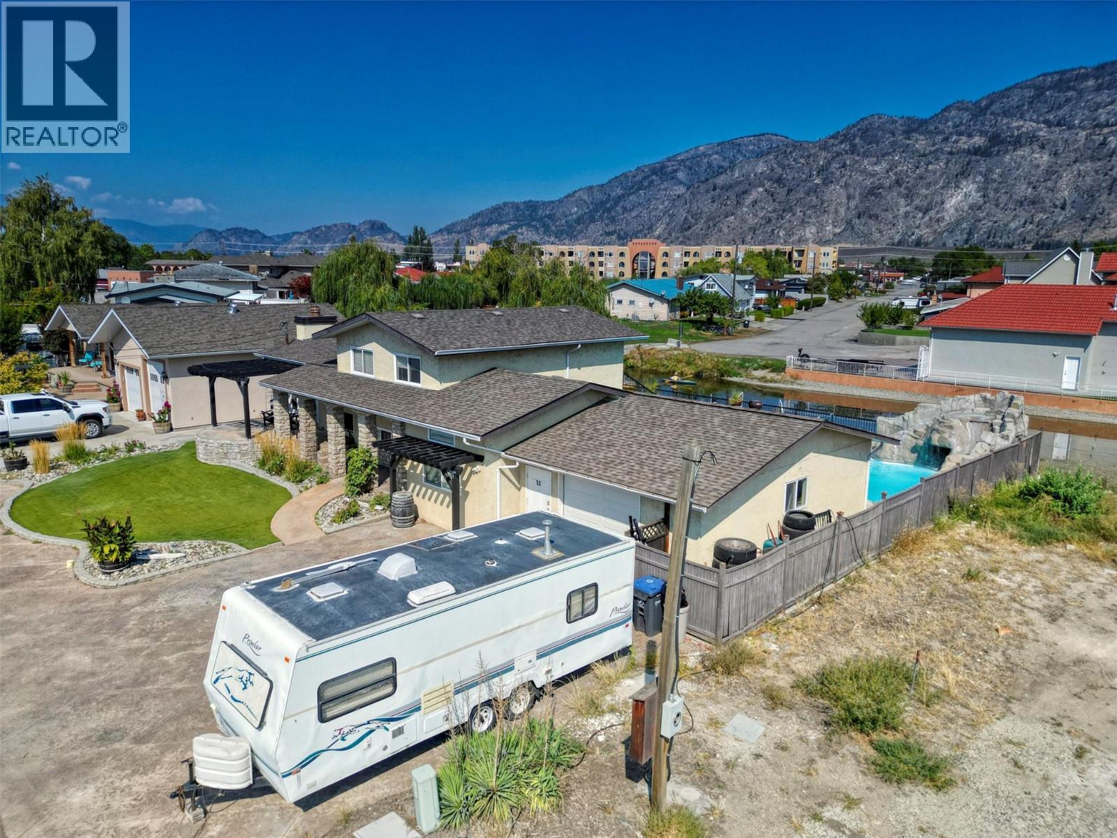 52 HARBOUR KEY Drive, Osoyoos