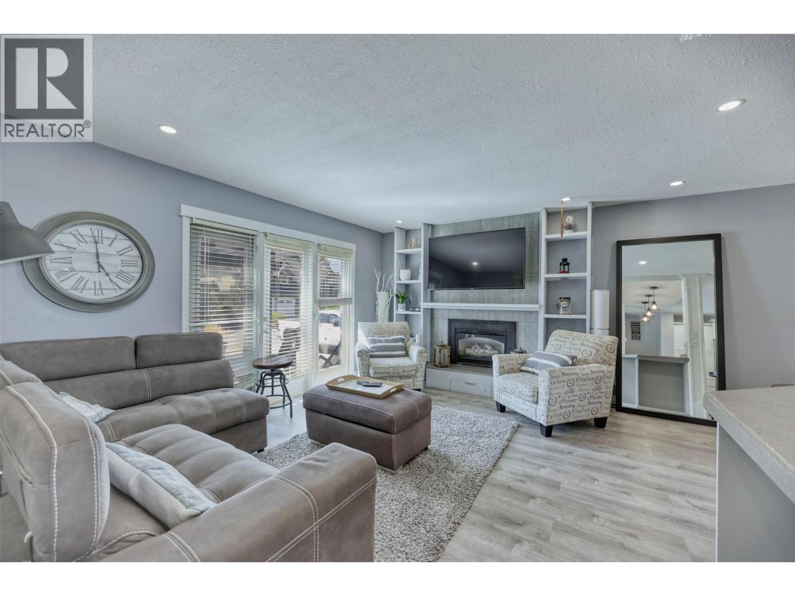 52 HARBOUR KEY Drive, Osoyoos
