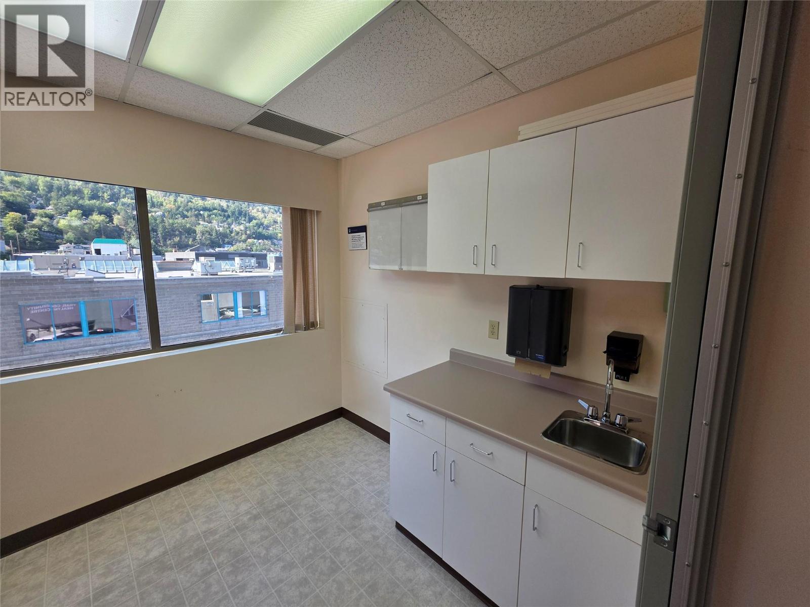 1101 Dewdney Avenue Unit# 5, Trail