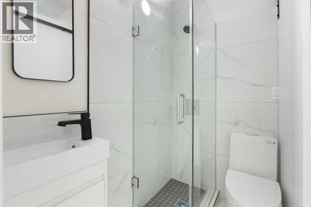 Single Family House for Sale in    Street SW Glamorgan Calgary 