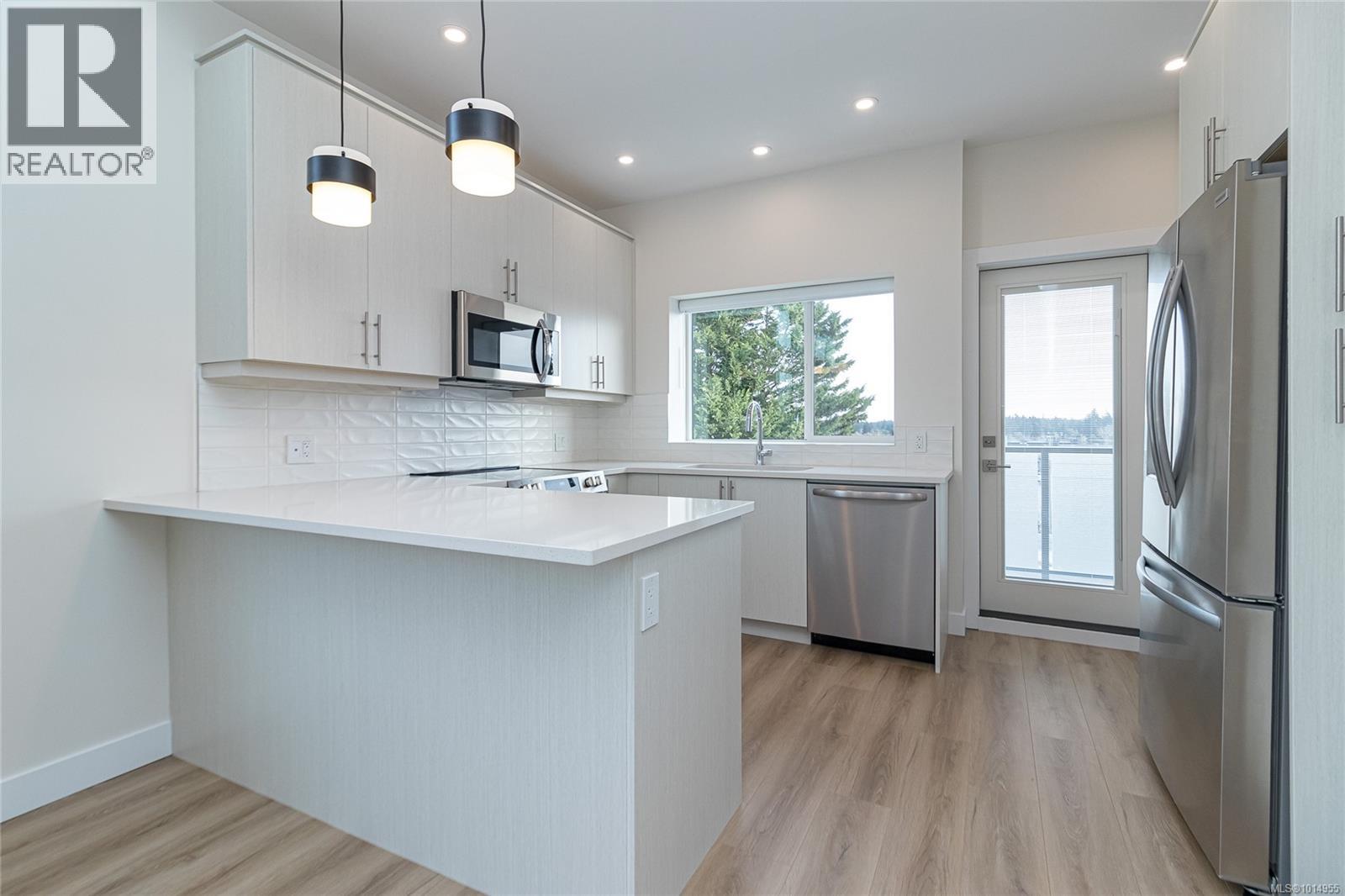 506 918 Jenkins Avenue, Langford