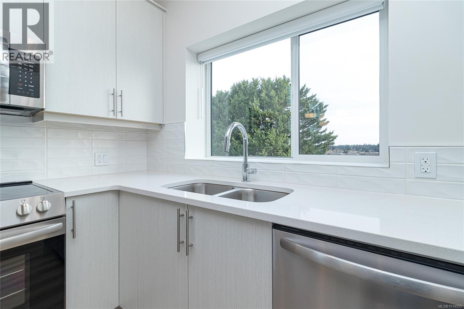 506 918 Jenkins Avenue, Langford