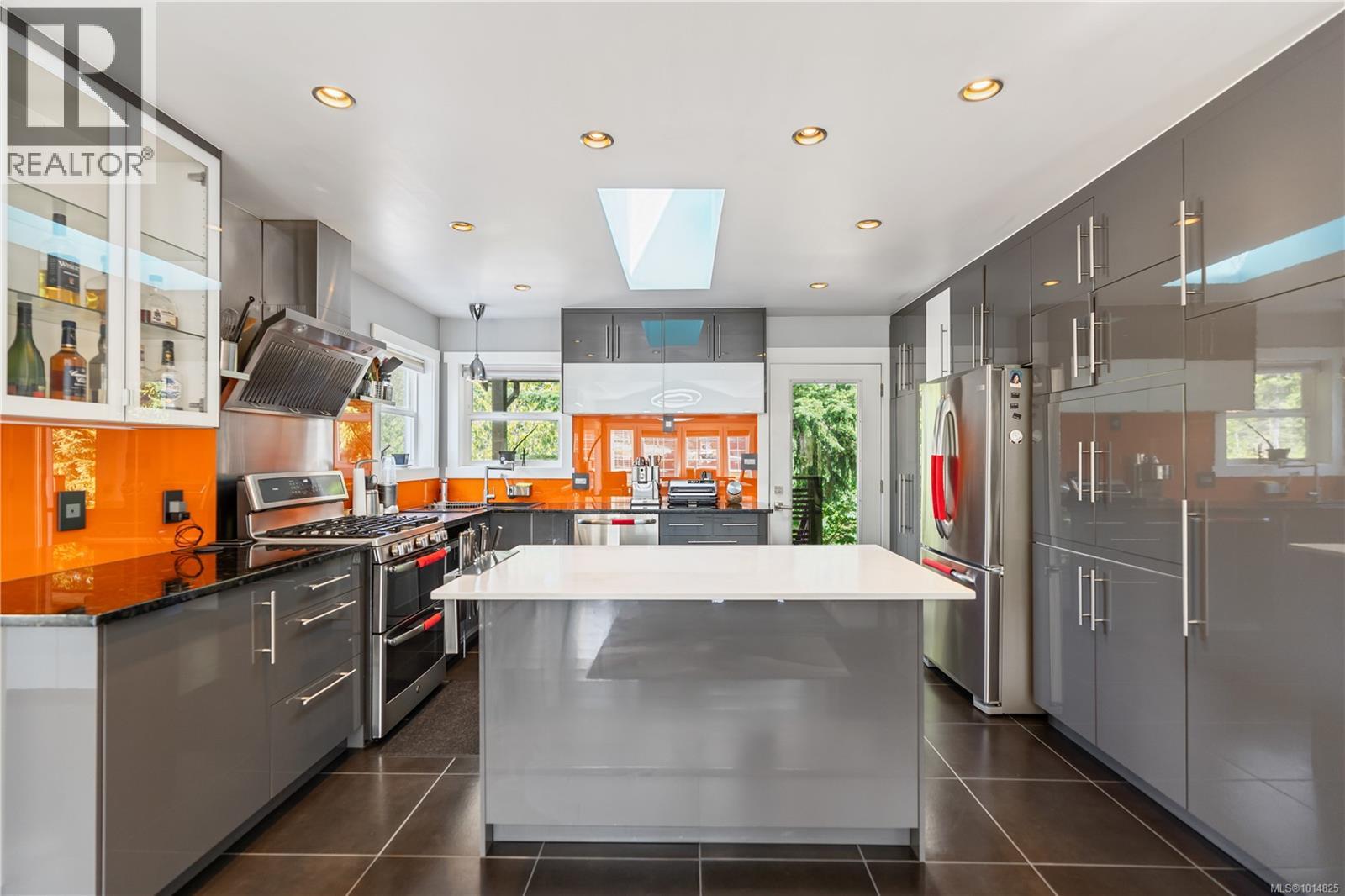  6856 Burr Drive, Sooke