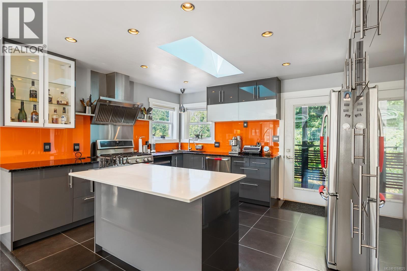  6856 Burr Drive, Sooke