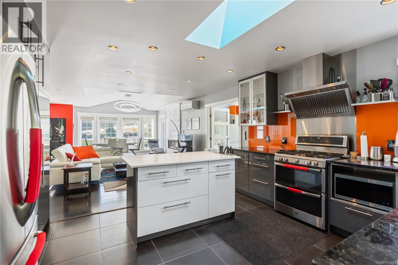  6856 Burr Drive, Sooke