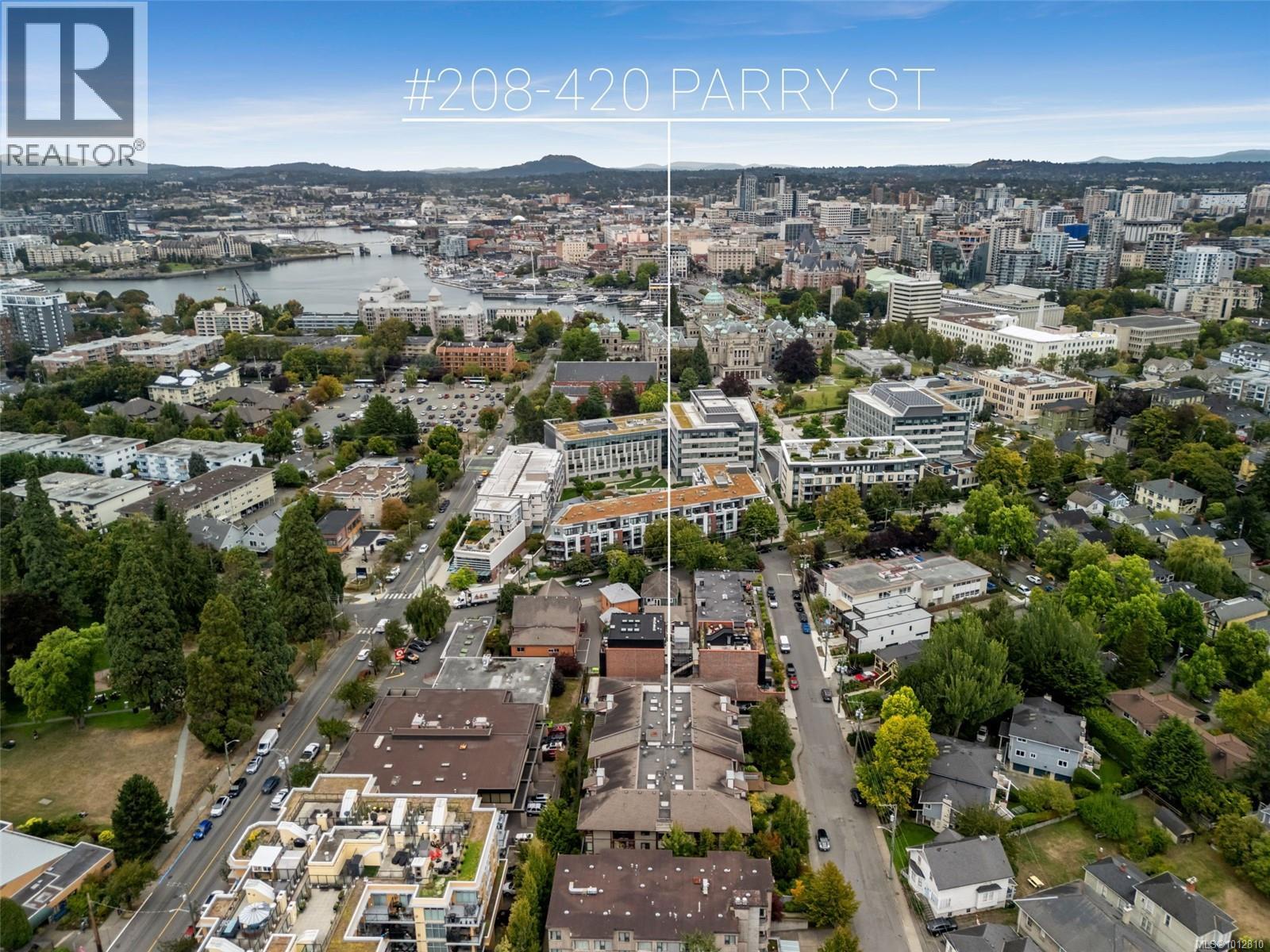 208 420 Parry Street, Victoria
