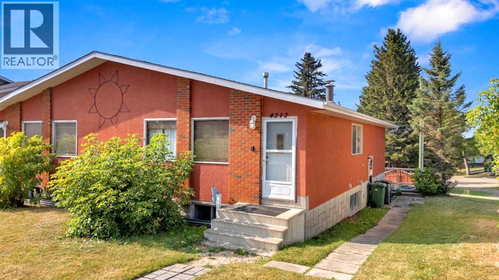 4212 44 Street, Ponoka