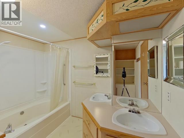 45-6271 MCANDREW AVE, Powell River