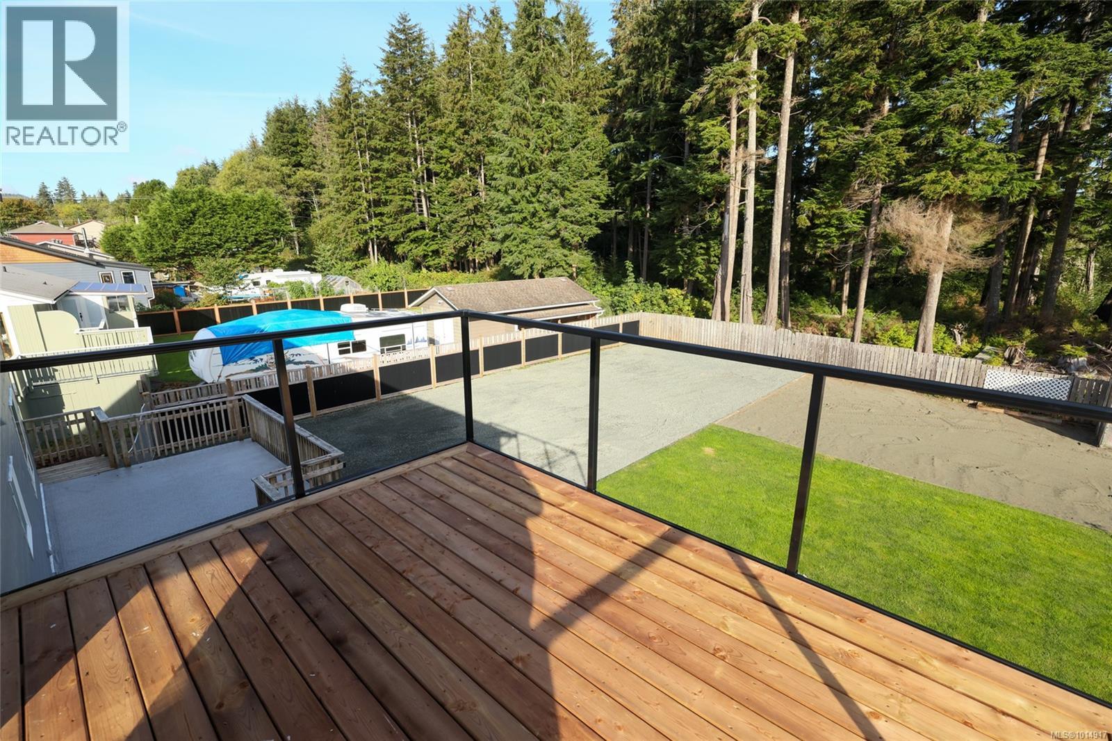 8730 Seaview Dr, Port Hardy