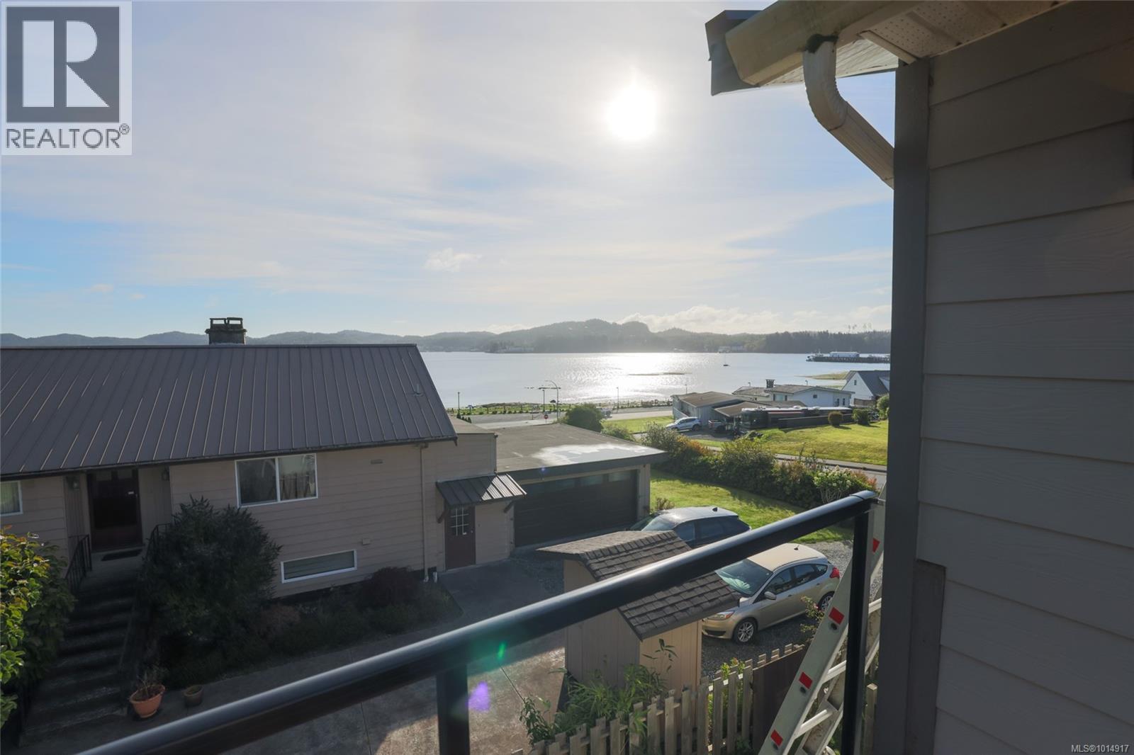 8730 Seaview Dr, Port Hardy