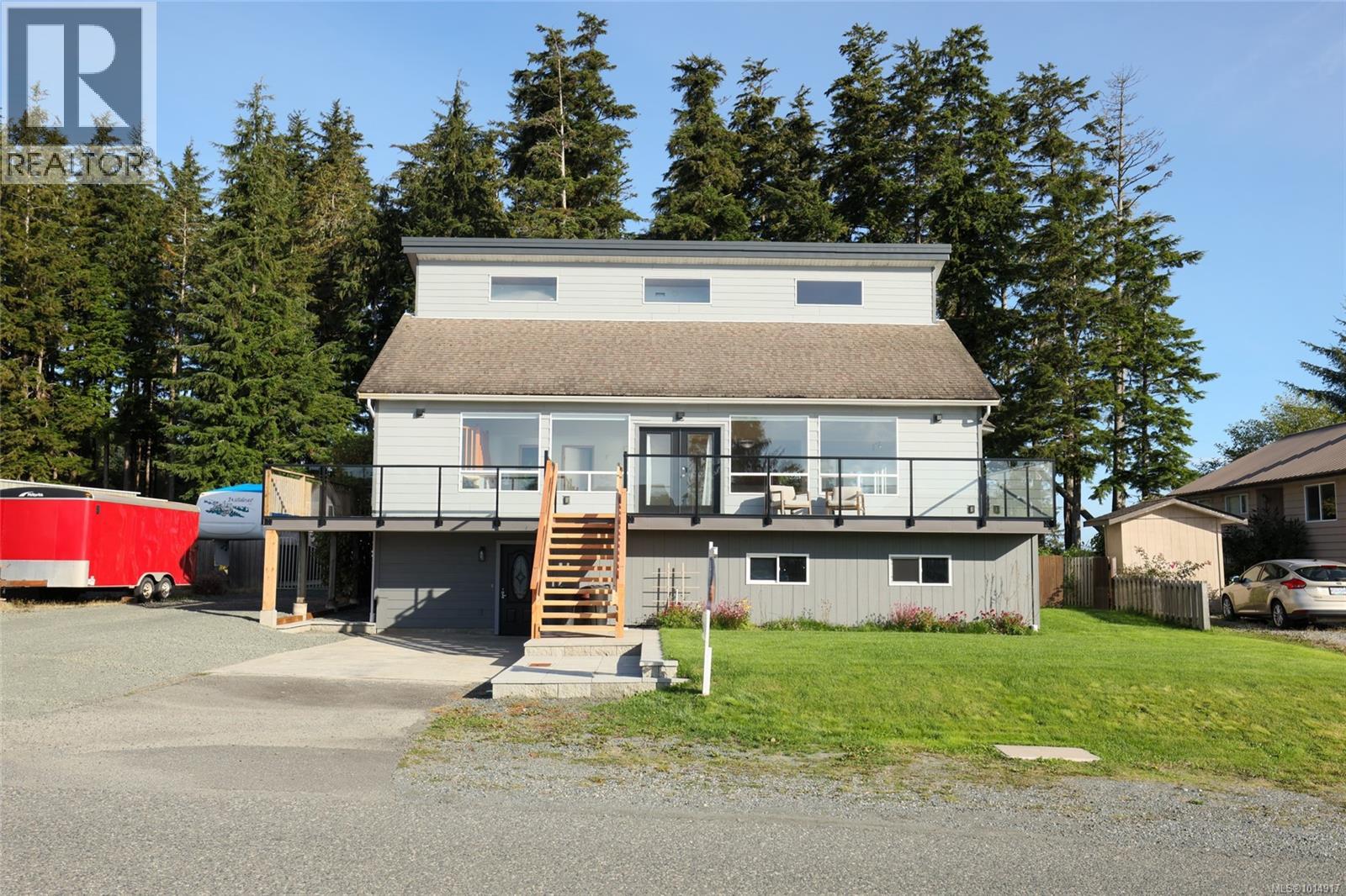 8730 Seaview Dr, Port Hardy