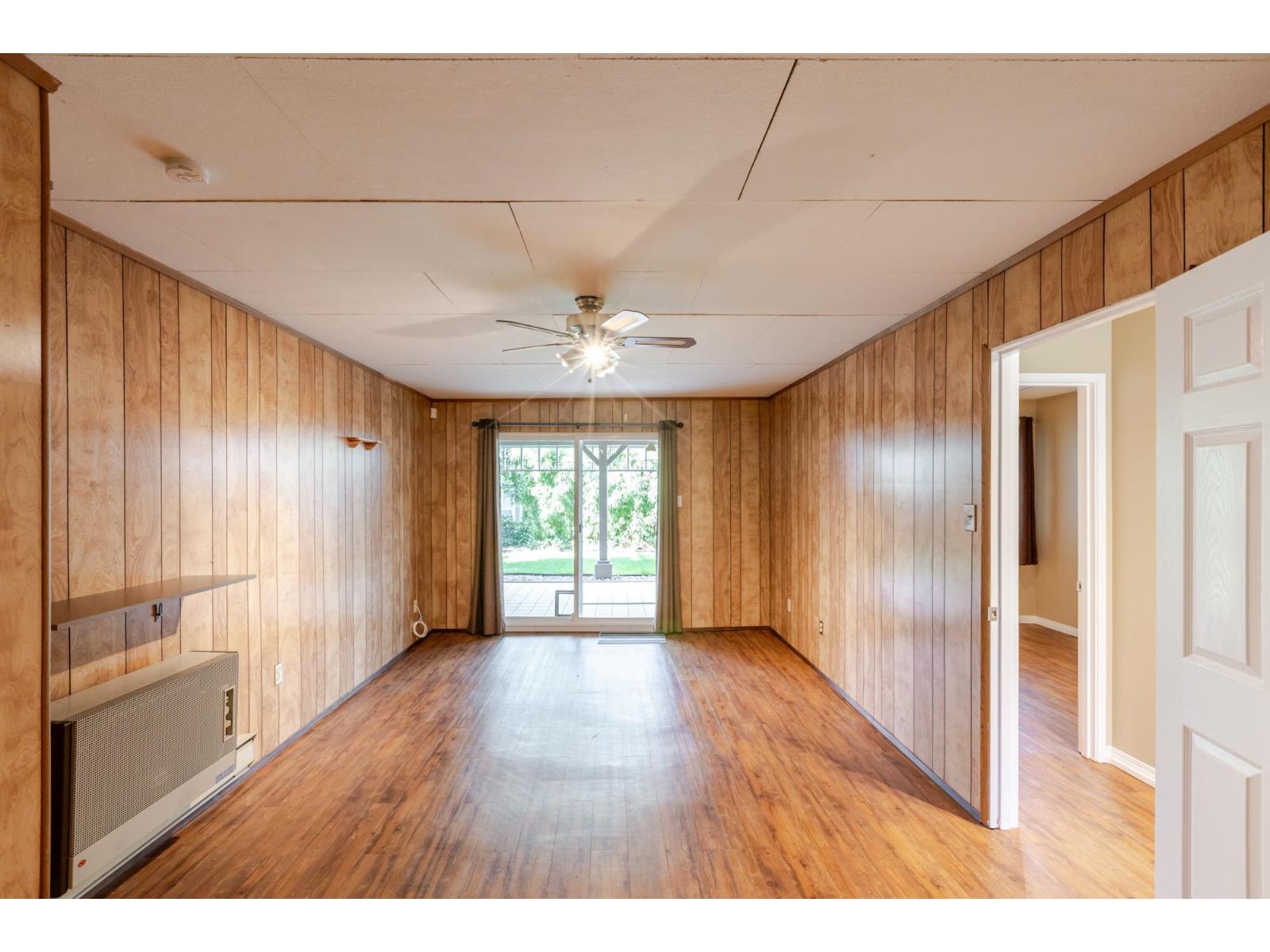 240 DAVIS CRESCENT, Langley