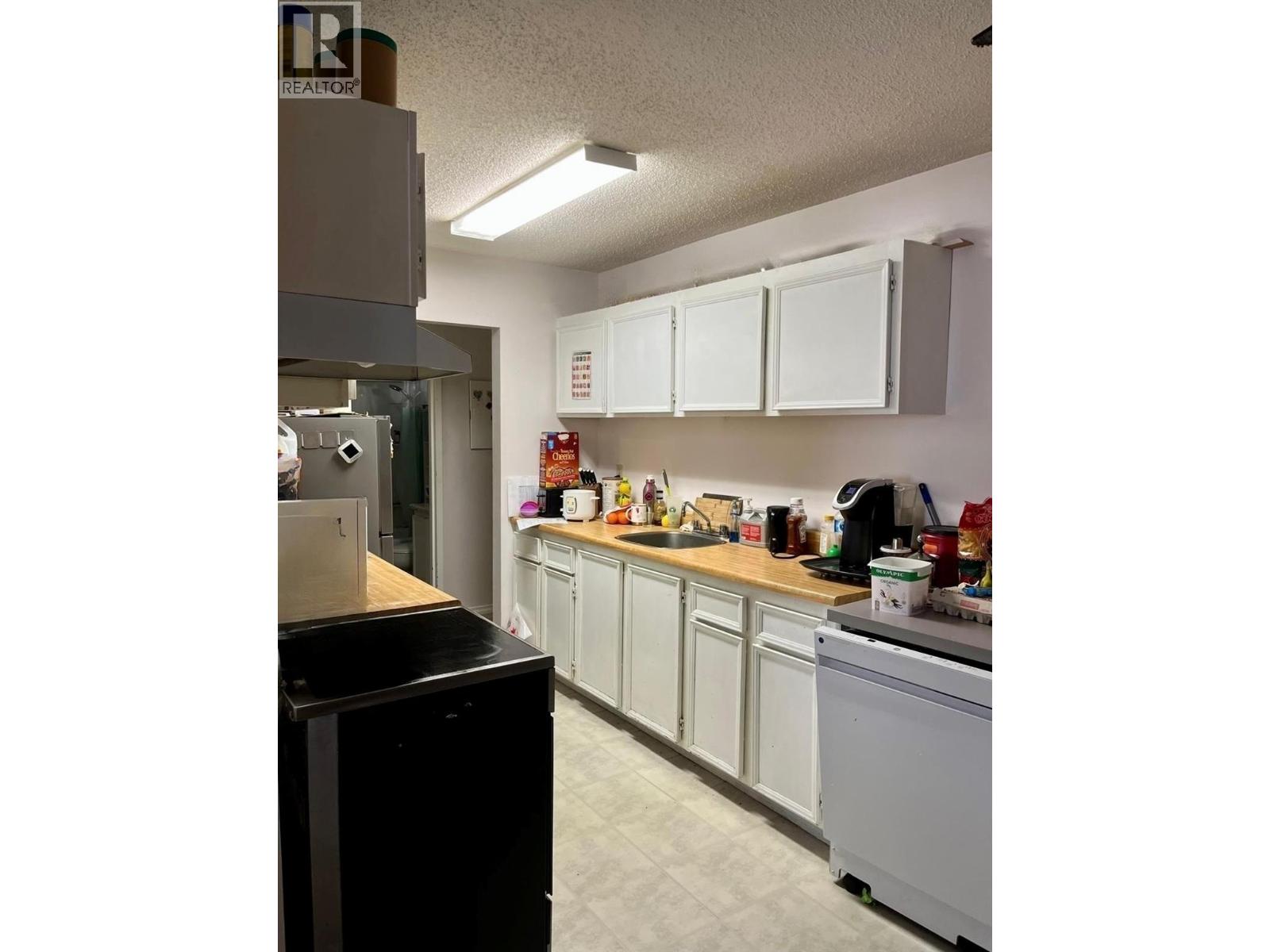 279 Alder Drive Unit# 317, Logan Lake