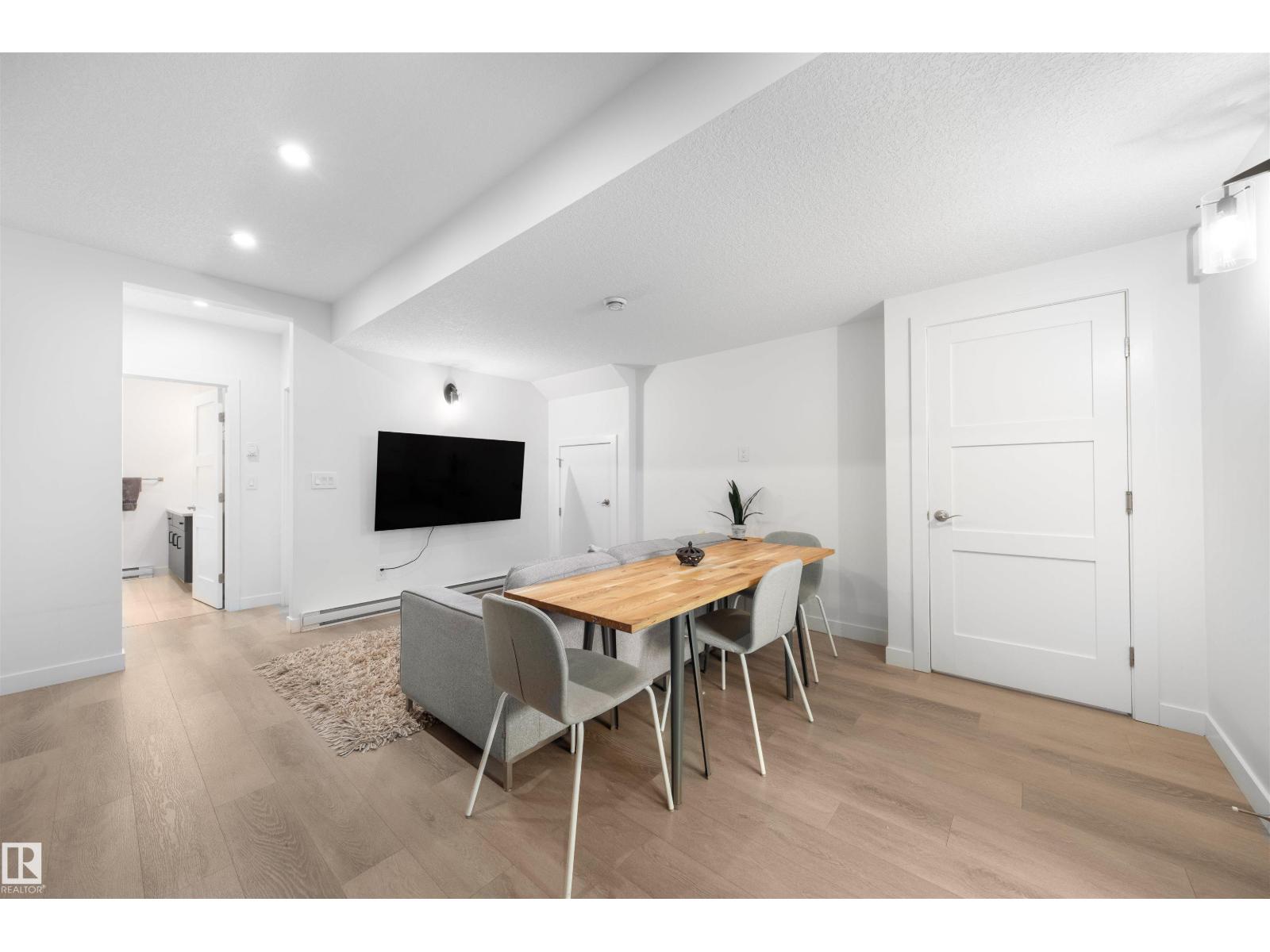 11204 & 11206 55 AV NW, Edmonton