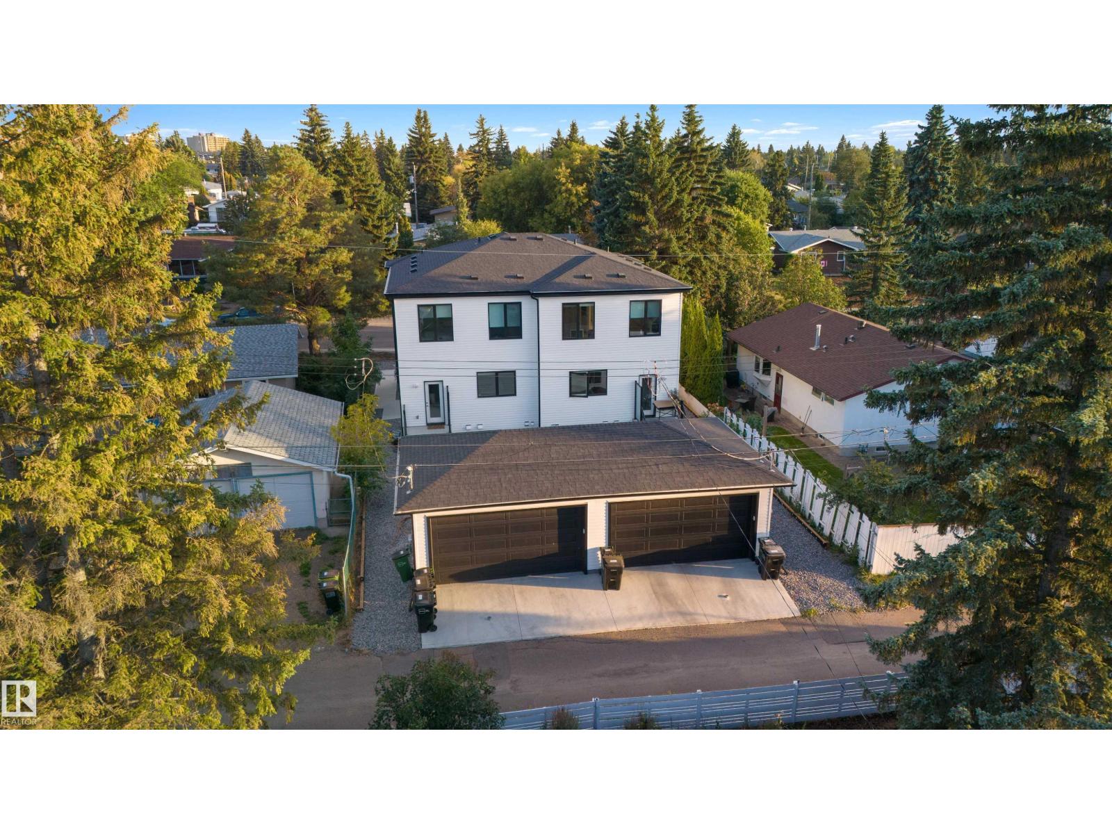 11204 & 11206 55 AV NW, Edmonton