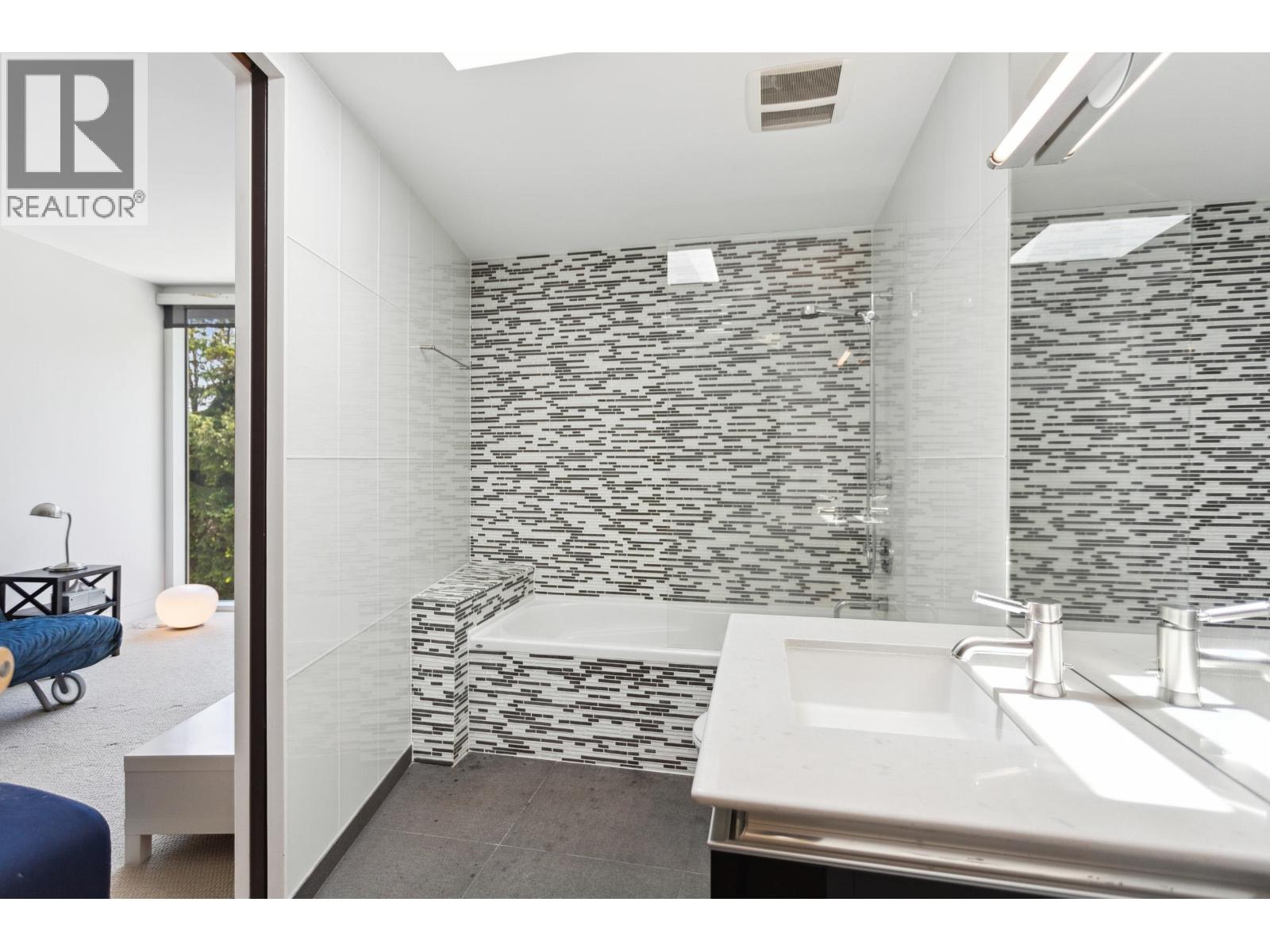 665 FAIRMILE ROAD, West Vancouver